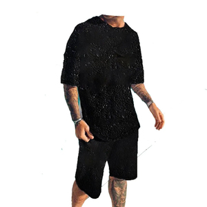 2026 Vente en gros usine, ensemble t-shirt et short en polyester uni de haute qualité, personnalisable avec logo, pour homme - Product Image 4