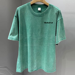 T-shirts à épaules tombantes élégants pour hommes avec un design imprimé minimaliste parfait pour le streetwear et l'utilisation estivale de t-shirts à épaules tombantes - Product Image 1