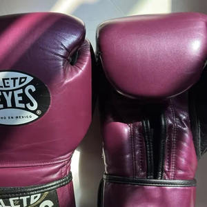 Gants de boxe en cuir PU durable pour l'entraînement, le sparring et la remise en forme, pour la salle de sport et la maison, en vente - Product Image 4