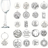 Bijoux en verre à vin personnalisés OEM/ODM marqueurs de boissons sur le thème du texte avec boucle pour Cocktails Champagne & Party Favors
