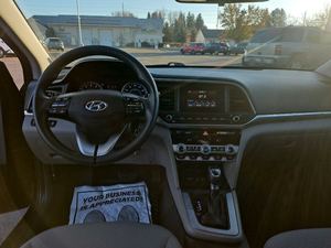 Hyun-dai Elantra SE SUV 2020, Tracción Delantera, Motor 4L, Opciones de Caja de Cambios Automática y Manual, Asientos de Cuero, Aleación de Aluminio, ACC Disponible, Luz - Product Image 4