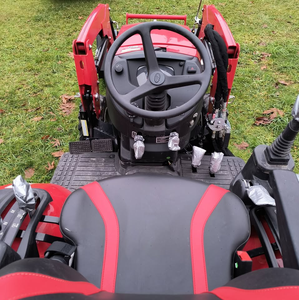 Tracteur Mahindra de qualité 90 ch 4 roues motrices Prix de vente avec accessoires gratuits à prix avantageux en France - Product Image 4