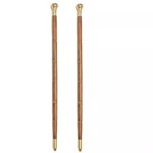 Bâton de randonnée en bois moderne léger fait à la main par HMA Handicrafts avec une élégante tête de montre en laiton - Product Image 2