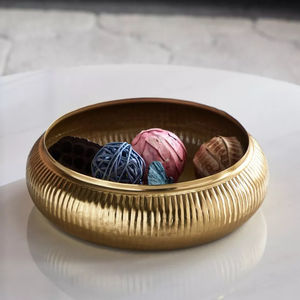 Cuenco redondo de Metal pulido dorado de diseño Simple más vendido, elegante cuenco de latón para servir alimentos y frutas, elegante cuenco para uso doméstico - Product Image 2