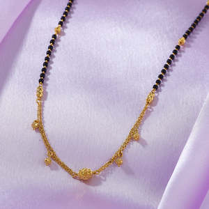 Mangalsutra moderne en or - Héritage divin - Bijou de collection culturel - Product Image 1