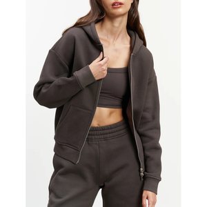 Sudadera con capucha y cremallera cuadrada de doble capa para mujer con logotipo estampado personalizado Chaqueta con capucha de estilo corto de otoño con hombro caído para invierno - Product Image 1