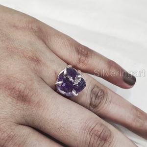Bijoux en pierre brute bague pour femme pierre précieuse améthyste brute naturelle février pierre de naissance martelée 2 bandes bague en argent Sterling 925 de Noël - Product Image 4
