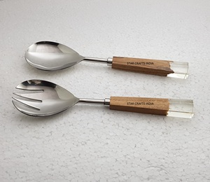 Venta caliente de acero inoxidable Chapado en plata con mango de resina Acero inoxidable mezcla y cocina ensalada servidor plano cucharas para servir - Product Image 4