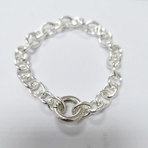 โรงงานขายส่งเครื่องประดับดีไซน์สร้อยคอวงกลมเงินแท้ 925 ในประเทศไทย - Product Image 1