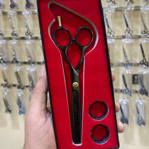 ใบมีดสแตนเลสพร้อมปลายแหลมสำหรับร้านเสริมสวยผมสีดำแบบมืออาชีพยาว6" - Product Image 3