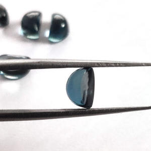 Topacio azul Natural de media luna, 8mm, 2,08 cts, AA + color, grado ojo limpio, Topacio Azul auténtico, gemas en forma de D - Product Image 2