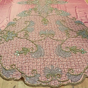 Tissu de Dirac somalien perlé fait à la main de qualité supérieure avec détails brodés pour robes de mariage et de soirée exportation disponible - Product Image 5