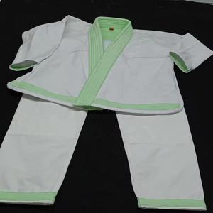 Uniforme de kárate profesional de alta calidad superventas para ropa de artes marciales - Product Image 5
