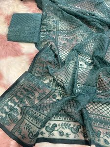Best Fabric Latest Collection Excellent Quality Silk <b>Saree</b> <b>Blouse</b> With Lucknowi Thread Chikankari Work at Lowest Rate for Sale - Product Image 3