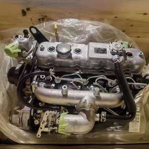 Moteur d'origine à quatre cylindres 4JG2 - Product Image 1