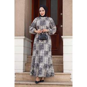 Robe Hijab grise avec ceinture amovible Accessoire vestimentaire musulman traditionnel - Product Image 3