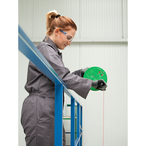 Bobine manuelle de laboratoire en plastique avec poignée ergonomique et utilisation facile Burkle GmbH - Product Image 2