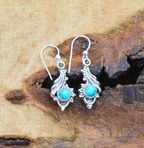 Boucles d'oreilles en argent sterling turquoise, bijoux en pierres précieuses faits à la main, cadeau élégant pour femmes - Product Image 1