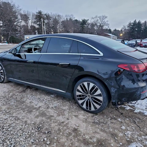 Mercedes-Benz EQE 350+ 2023 - Product Image 1