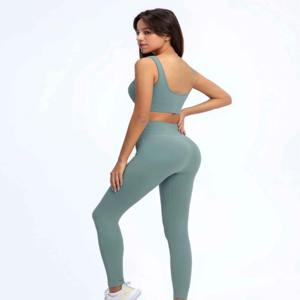 Conjunto de Leggings y Sujetador Deportivo con Logotipo Personalizado de Alta Calidad, 100% Algodón, Tallas Grandes, Cintura Elástica, Conjuntos de Yoga para Mujer - Product Image 3