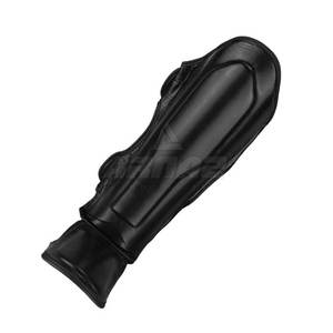 Espinillera de Primera Calidad con Ajuste Seguro, Acabado Liso e Interior Acolchado - Product Image 4