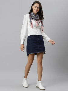 Vente en gros de foulards carrés de qualité supérieure Tissu doux et léger Accessoires de mode élégants Idéal pour les quantité minimale de commande bas - Product Image 4