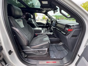 <span class=keywords><strong>Ford</strong></span> F-150 <span class=keywords><strong>Raptor</strong></span> R <span class=keywords><strong>4x4</strong></span> Super Crew 2023, moteur V8 suralimenté 5,2 L, pick-up automatique - Product Image 5