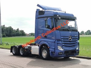 Camión Tractor Mercedes-Benz Actros 2658 LS 6x4 Euro 6 de 2019, Unidad Tractora Izquierda, Combustible Diésel, Semirremolque, Camión con Cabina Dormitorio, Usado - Product Image 2