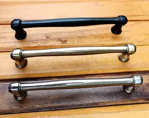 Manija de puerta antigua hecha a mano de la mejor calidad con técnicas de fundición de tallas tradicionales Material de metal de primera calidad al mejor precio - Product Image 6