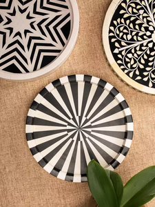 Motif floral Dernier cadeau du Ramadan Eid Plateau rond en bois d'acacia avec incrustation de chocolat Plateau de service à dessert en nacre - Product Image 3