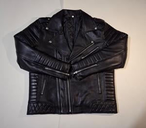 Chaqueta de cuero clásica para hombre, hecha en Pakistán, con cuello alto, estilo urbano, para la temporada de invierno, de buena calidad. - Product Image 4