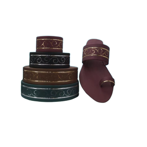 Haut de sandale de style ouvert à la mode avec des accents de strass élégants créés pour les passionnés de mode qui embrassent l'étincelle pour les femmes - Product Image 1