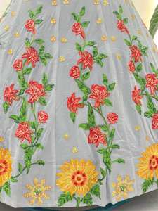 Ropa Étnica Moderna India, Lehenga Choli con Lentejuelas, Bordado Jari, Dupatta de Red con Diseño de Mariposas, Ecológica y Transpirable - Product Image 4