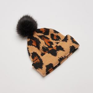 Premium Custom Knitted Beanie <b>Caps</b> Embroidered Logo Winter Warm Knit Hats Bulk Wholesale OEM for Casual Wear - Product Image 3