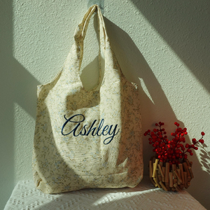 Sac fourre-tout en toile de coton épaisse avec broderie personnalisée du nom, idéal pour cadeau de demoiselle d'honneur, sac à main quotidien pour la plage et l'école - Product Image 4