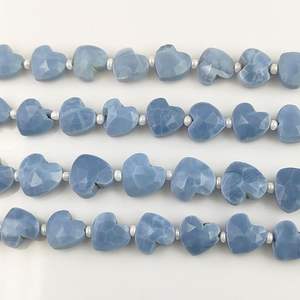 Fournisseur d'Inde de brins de perles à facettes en pierre précieuse d'opale bleue naturelle de 8 pouces de long en forme de coeur - Product Image 2