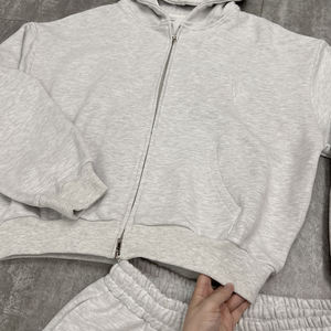 Tissu tricoté solide vêtements de sport été course Slim Fit Fitness entraînement ensemble court professionnel meilleure qualité ensemble court - Product Image 4