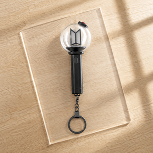 พวงกุญแจแท่งไฟเรืองแสงอย่างเป็นทางการของวงบีทีเอส รุ่นที่ 4 - Product Image 4