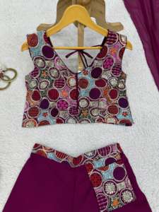 นักออกแบบเสื้อ-plazzo และ dupatta กับลำดับการทำงาน - Product Image 5