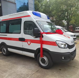 Nouvelles ambulances de transport médical d'urgence haut de gamme entièrement équipées, châssis F-ord, transmission automatique 4x4 - Product Image 3