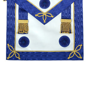 ผ้ากันเปื้อนเครื่องราชกกุธภัณฑ์ผ้ากันเปื้อน (ลายดอกกุหลาบ) - Product Image 4