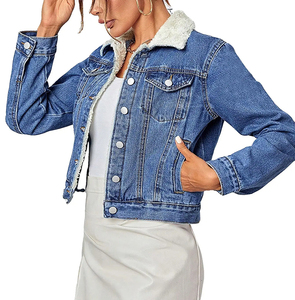 Veste jeans intérieure en fourrure synthétique pour femmes Prix veste en jean pour femmes avec logo personnalisé et style streetwear décontracté Prix bon marché pour femmes - Product Image 4
