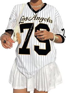 Maillot de football américain pour femmes à rayures noires et blanches surdimensionnées, col en V, rétro - Product Image 2