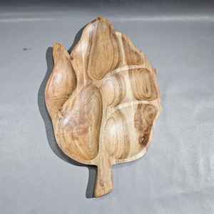 Bandeja de servicio versátil con agarre antideslizante para niños mayores Uso familiar diario Ideal para platos y platos disponibles a granel - Product Image 1