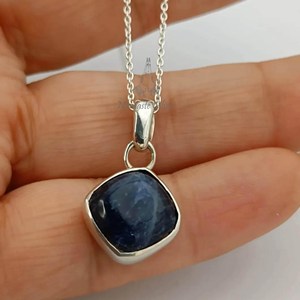 Collier en sodalite fait main, argent sterling 925, pierre de naissance de décembre - Product Image 1