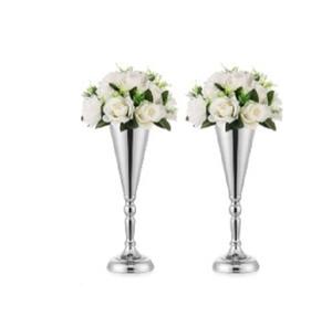 Florero de metal plateado hecho a mano de la más alta calidad, diseño costero clásico para Decoración de mesa de boda o exhibición de mesa auxiliar - Product Image 4