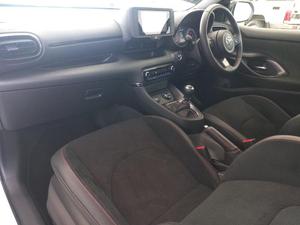 2023สำหรับ GR Yaris 1.6T GR-Four Rally SUV พวงมาลัยซ้าย6สปีดหนังไฮบริดไฟฟ้าคุณภาพสูง - Product Image 6