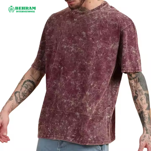 T-shirts surdimensionnés pour hommes en coton épais de haute qualité, imprimés numériquement sur mesure, délavés à l'acide, respirants, avec logo frontal, col rond, écologiques - Product Image 3