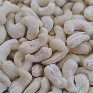 Noix de cajou séchées Noix de cajou W180 W240 W320 Service personnalisé disponible Kaju Badam SANTIGO - Product Image 1