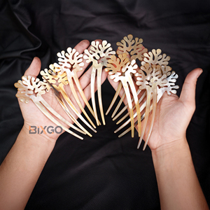 Haute qualité Vietnam vente en gros corne de buffle naturelle corail outil de coiffure accessoires de mode pour femmes - Product Image 5